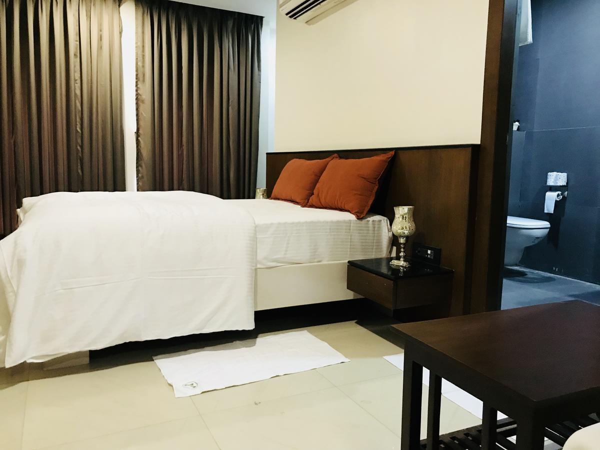 Sitaram Inn Бадрачалам Екстериор снимка